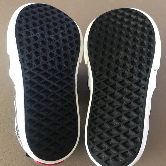 Black and Grey Toddler Vans size 6 - Picture 2 of 3